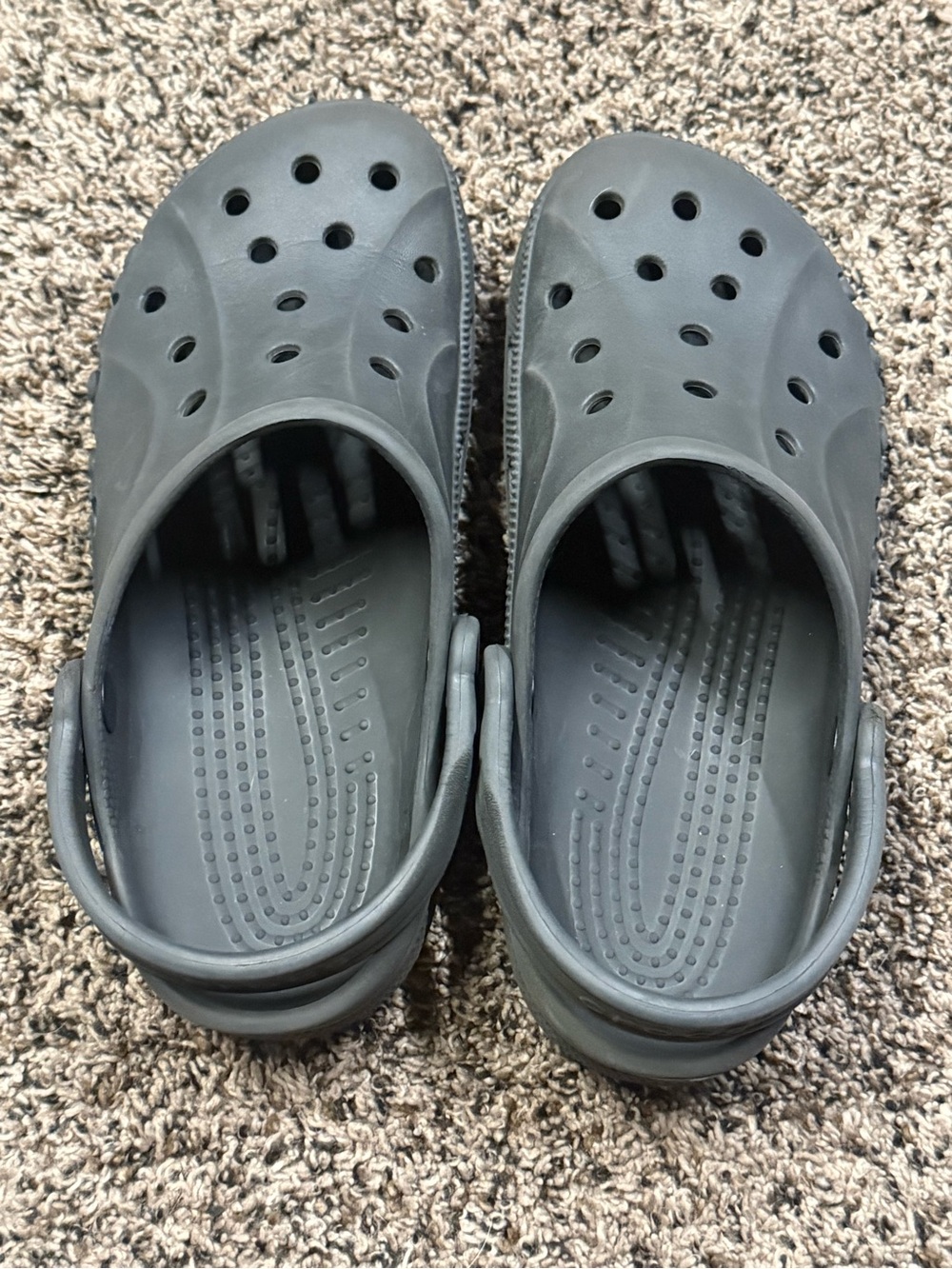 CROCS Classic Clog in Charcoal Gray